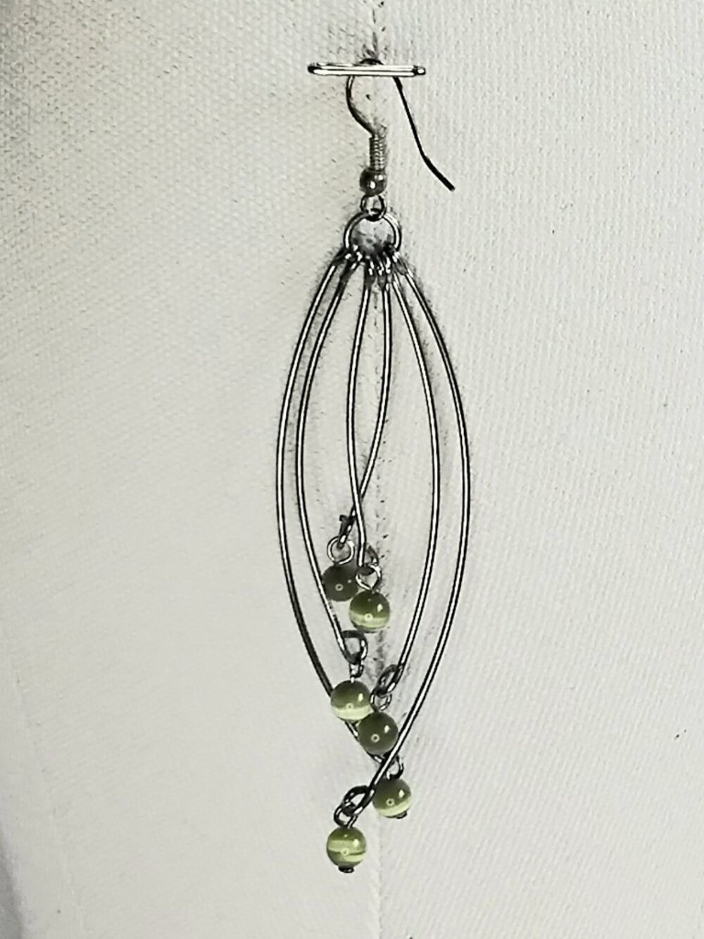 3/$25 Vintage & Beautiful Single 6 Dangle Earing Quality Costume Jewelry!!